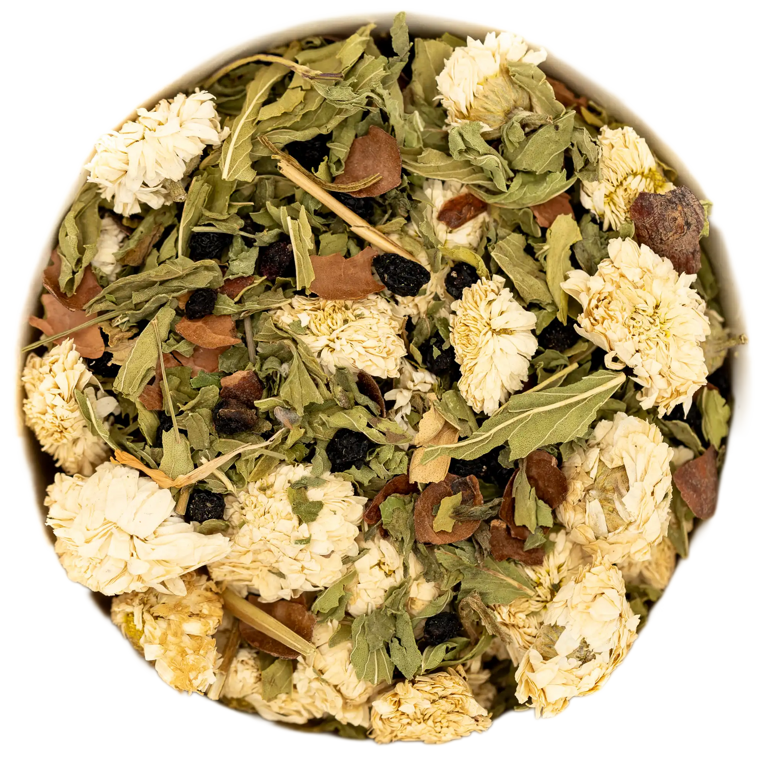 Nahaufnahme der beruhigend-harmonisierenden Mondtee Teemischung (Nanaminze, Holunderbeeren, Kakaoschalen und Kamille). Die Kräuterdrogerie, Wien.