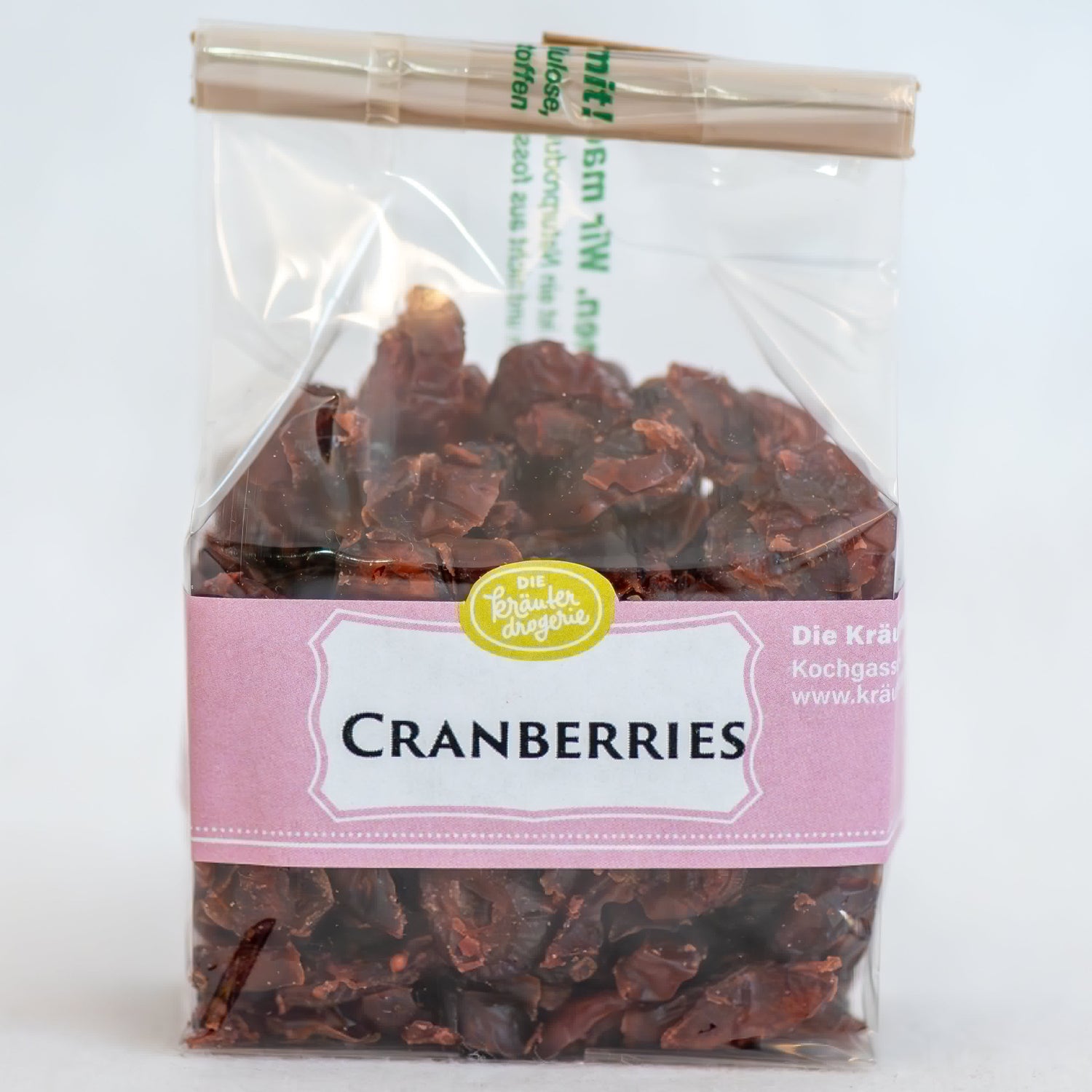 Eine Packung getrocknete hochwertige Cranberries aus der Kräuterdrogerie