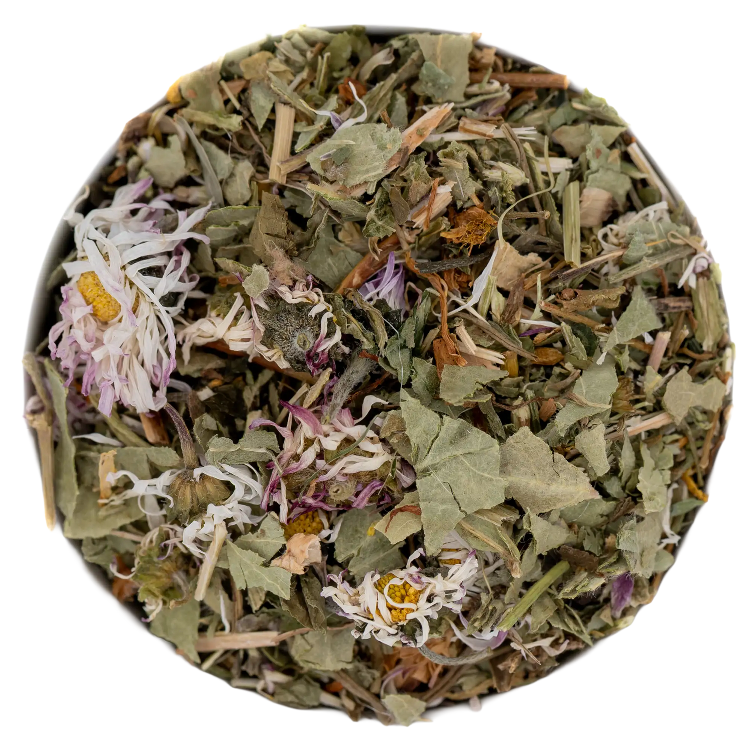 Nahaufnahme der Teemischung 'In Balance'. Die lose Mischung besteht aus grob geschnittenen Kräuterblättern und auffälligen weißen sowie lilafarbenen Blüten. Hochwertige Arzneikräuter-Mischung zur Förderung des allgemeinen Wohlbefindens. Reines Naturprodukt aus der Kräuterdrogerie.