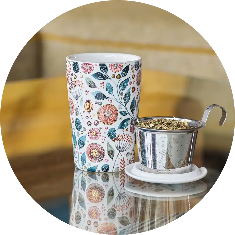 Teáscsésze fedővel és szűrővel Linnea Teaeve